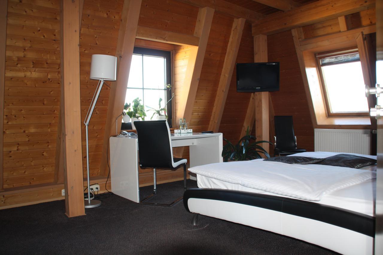 City-Hotel Plauen Bagian luar foto