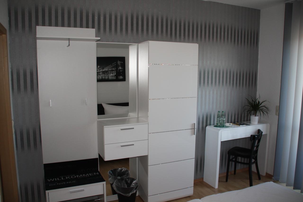 City-Hotel Plauen Bagian luar foto