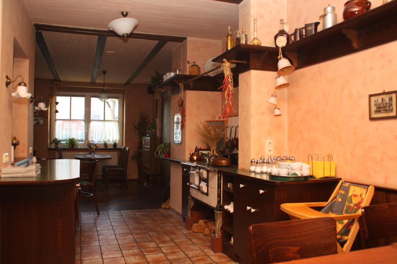 City-Hotel Plauen Bagian luar foto