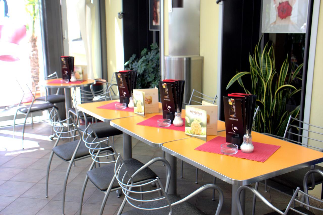 City-Hotel Plauen Bagian luar foto